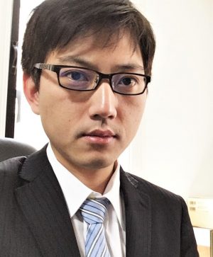 春山周夏 講師