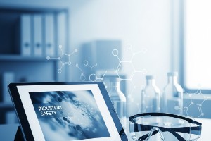 労働安全衛生法等の法改正の要点